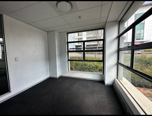 326M² OFFICE TO LET IN ECO PARK ESTATE